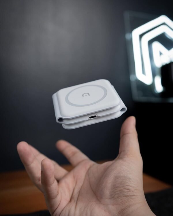 3-in-1-wireless-charger-for-iphone-airpods-watch