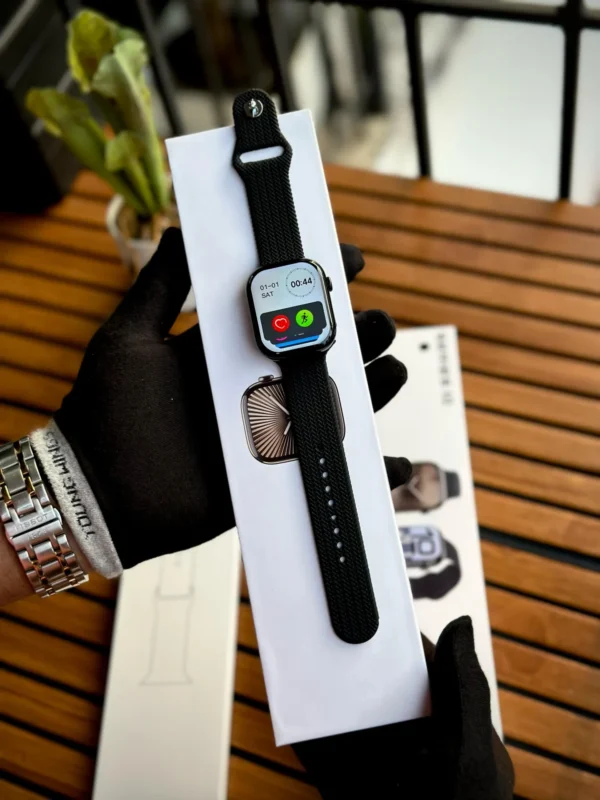 Series 10 Smartwatch with Double Strap